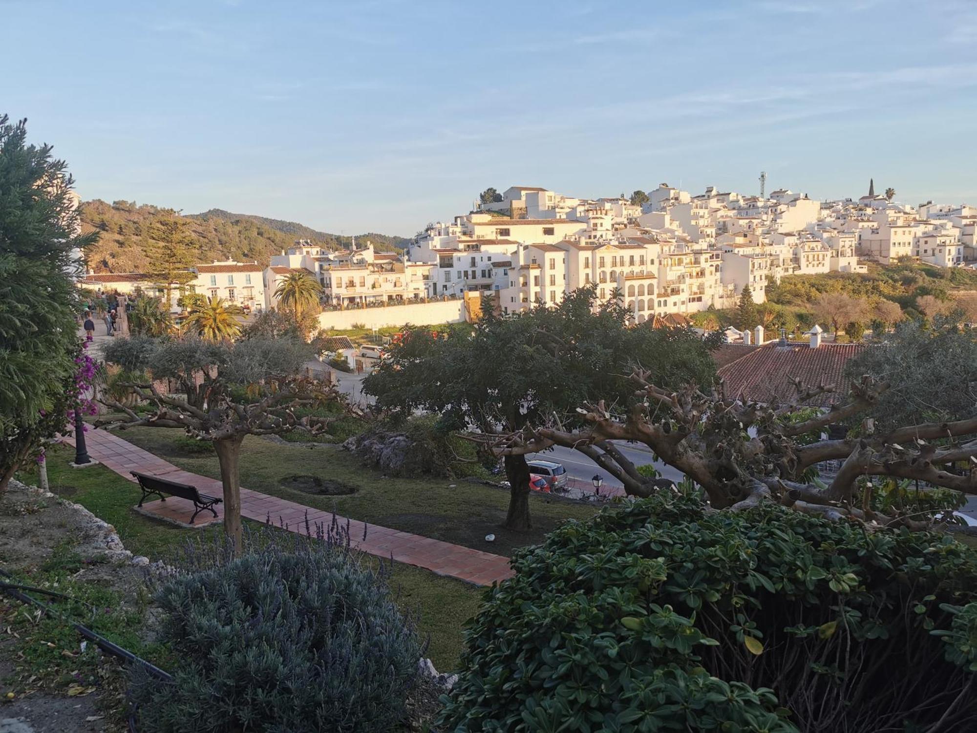 Apartamento Maria Platero Centrico Y Con Las Mejores Vistas Del Casco Antiguo La Montana Y El Mar Mediterraneo Frigiliana Ngoại thất bức ảnh